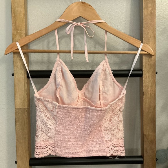 Hollister Lace Halter Crop Top - Picture 4 of 5